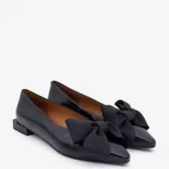 Angel Alarcon 24631BLK-Pump.