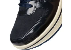 Ara 122754092- Trainer.