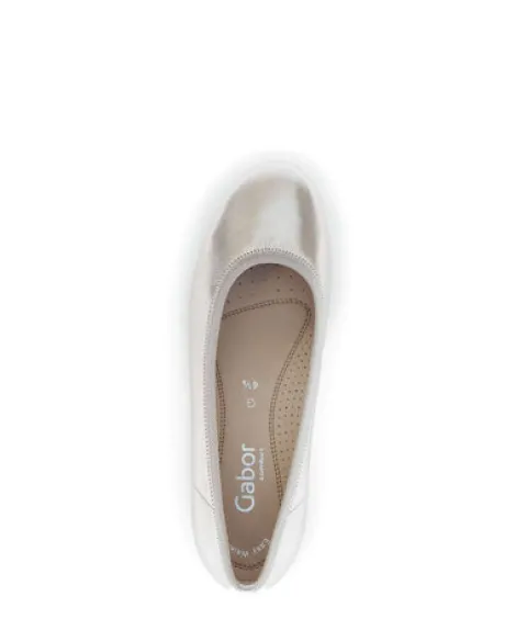 Gabor 6264182- Wide Fit Pump.