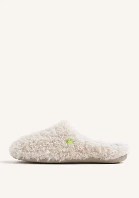 Hot Potatoe 76915WH- Slipper.